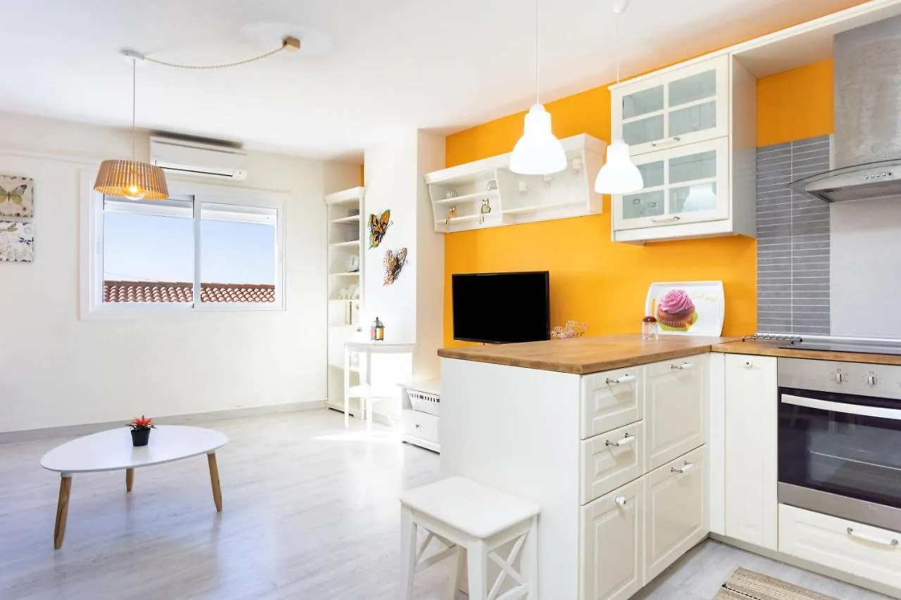 Home2Book BeachFront El Médano 0*,  Spagna